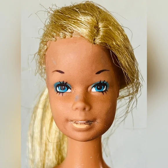 1975 vintage Malibu Barbie doll vintage barbie doll - Picture 2 of 10